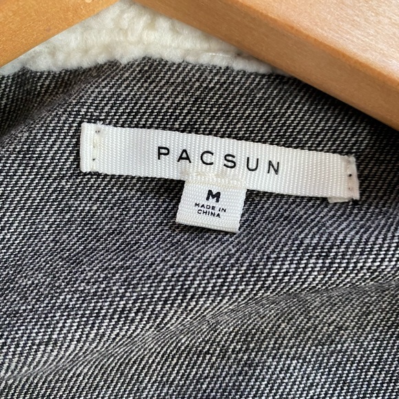 Pacsun black denim jacket - Picture 4 of 5